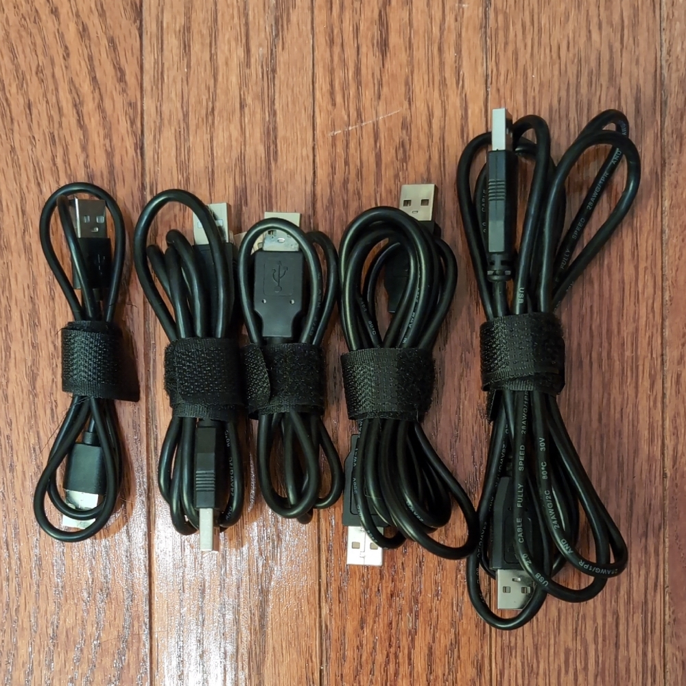 5 USB Female to Female Cables Black